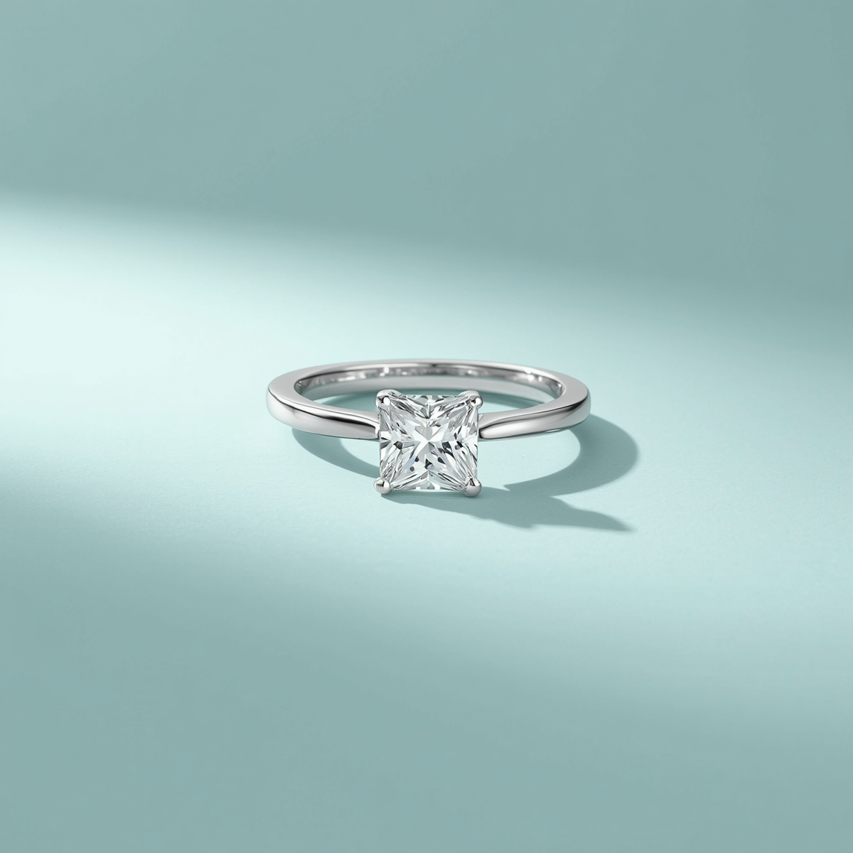 Gold Ring in Princess Shape Diamond